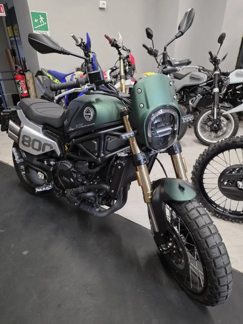 Benelli Leoncino 800 Trail (2022 - 26) (2)