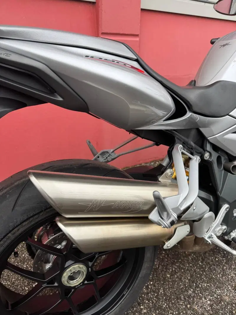 MV Agusta Brutale 1090 RR (2009 - 15) (8)