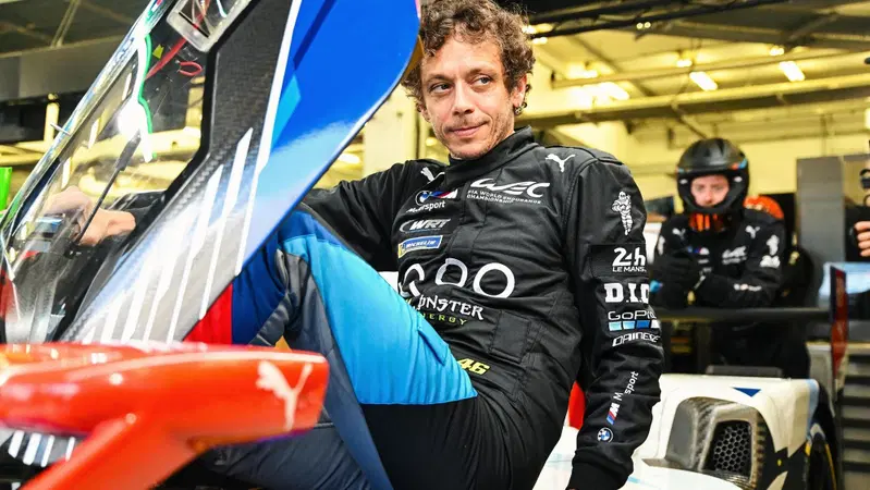 WEC 2026 senza Valentino Rossi: BMW annuncia i piloti, il Dottore non c'&egrave;