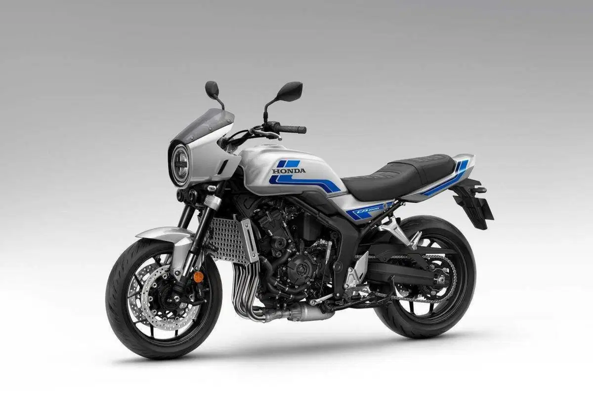 Ad EICMA ci sarà la Honda CB1000F! La roadster arriva in Italia nel 2026, qui tutti i dettagli (11)
