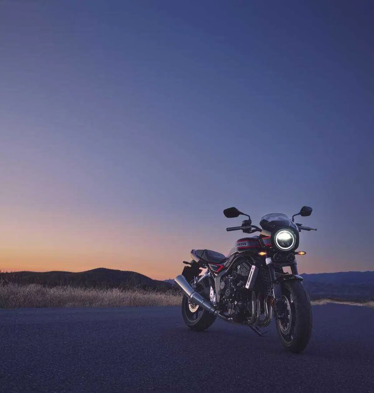 Ad EICMA ci sarà la Honda CB1000F! La roadster arriva in Italia nel 2026, qui tutti i dettagli (42)