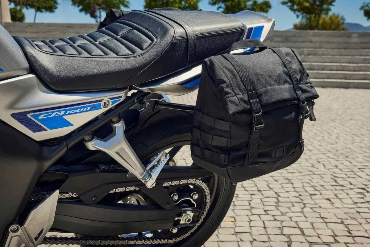 Ad EICMA ci sarà la Honda CB1000F! La roadster arriva in Italia nel 2026, qui tutti i dettagli (56)