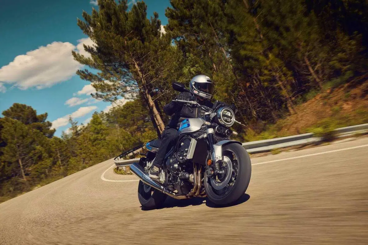 Ad EICMA ci sarà la Honda CB1000F! La roadster arriva in Italia nel 2026, qui tutti i dettagli (75)