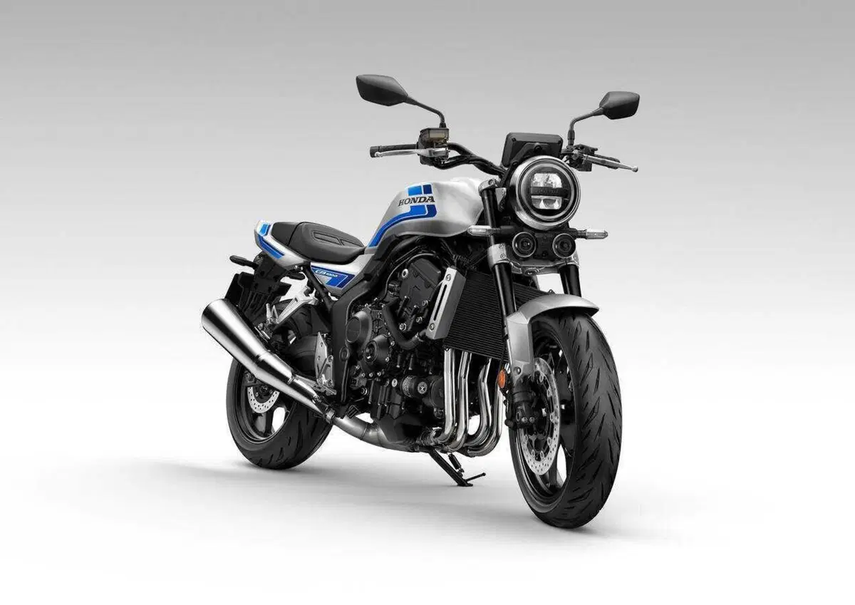 Ad EICMA ci sarà la Honda CB1000F! La roadster arriva in Italia nel 2026, qui tutti i dettagli (114)