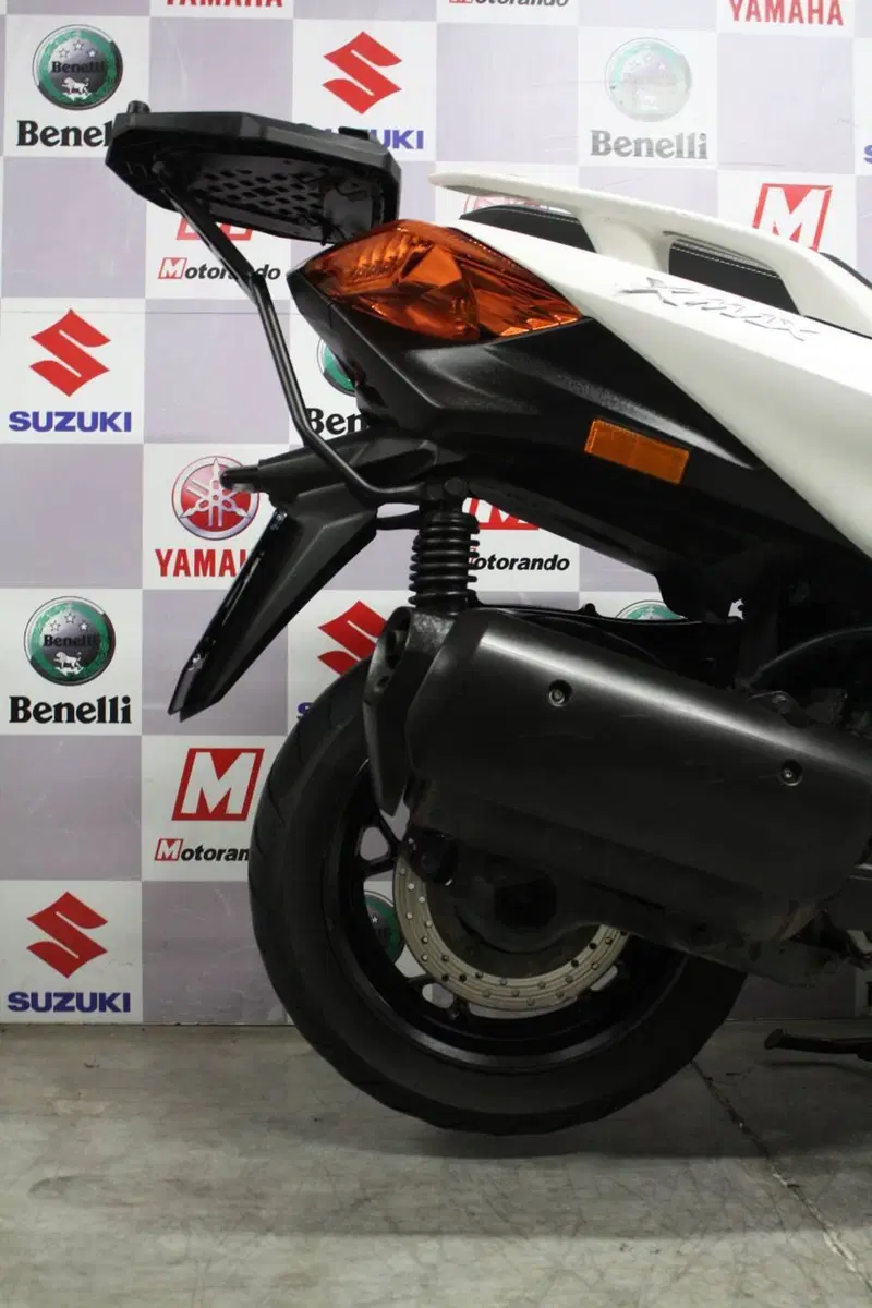 Yamaha X-Max 300 ABS (2017 - 20) (4)