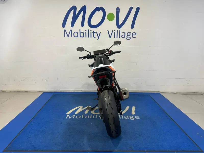 KTM 990 Duke R (2026) (3)