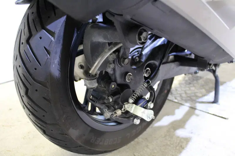 Kymco Xciting 400i S TCS (2021 - 24) (6)