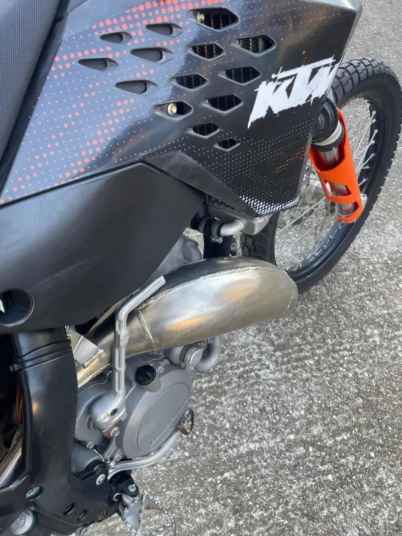 KTM 125 EXC (2009) (3)