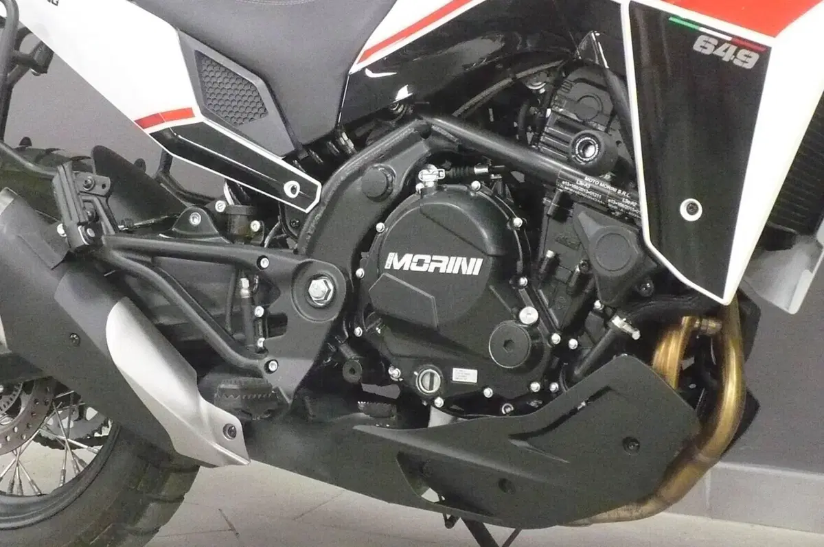 Moto Morini X-Cape 650 (2021 - 26) (6)
