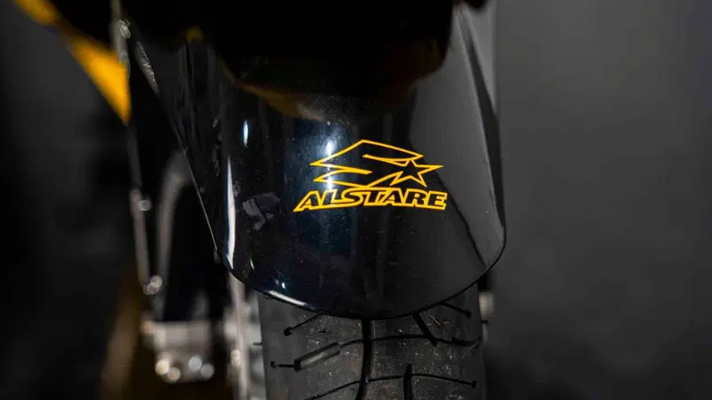 Suzuki GSX R 750 (1999 - 03) (15)