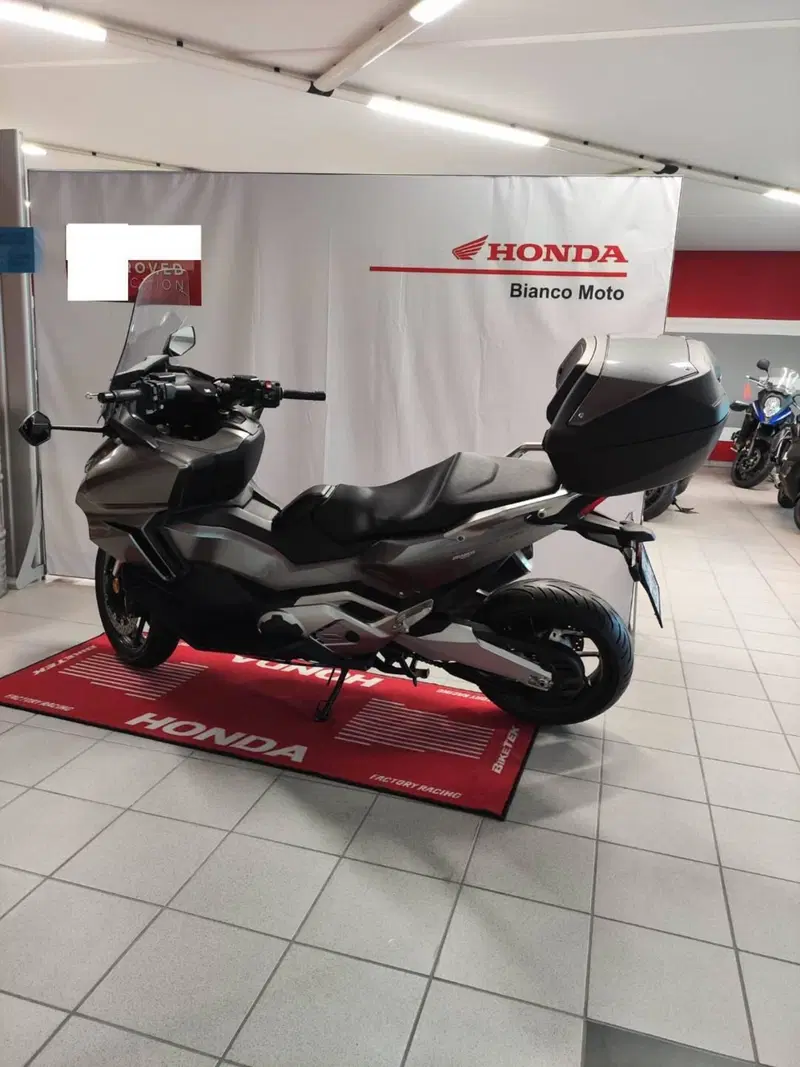 Honda Forza 750 DCT (2021 - 24) (3)
