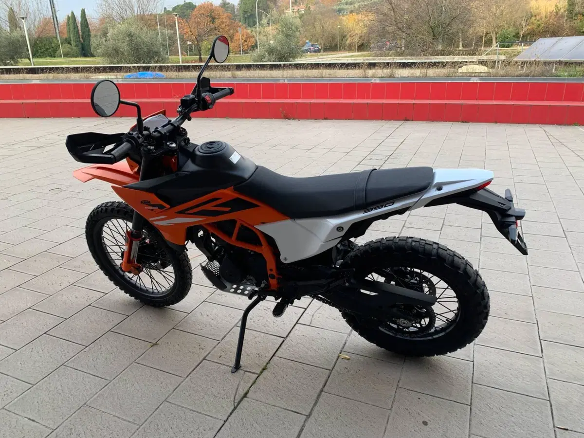 KTM 390 Enduro R (2025 - 26) (4)