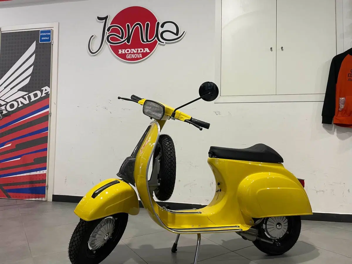 Vespa 50 special
