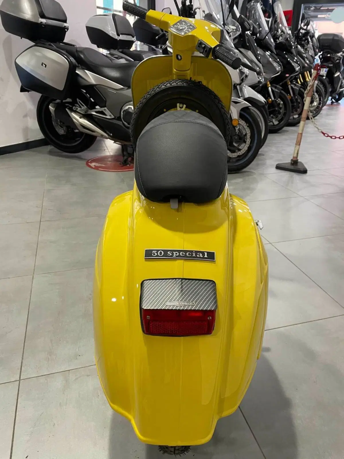 Vespa 50 special (13)