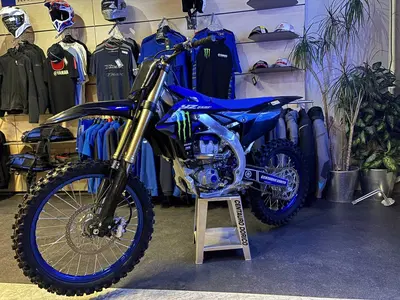 Yamaha YZ 250 F Monster Energy Yamaha Racing Edition (2025) nuova