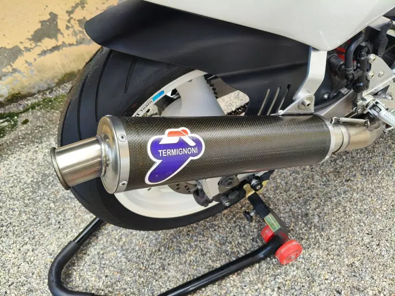Suzuki GSX R 750 (1988 - 89) (11)