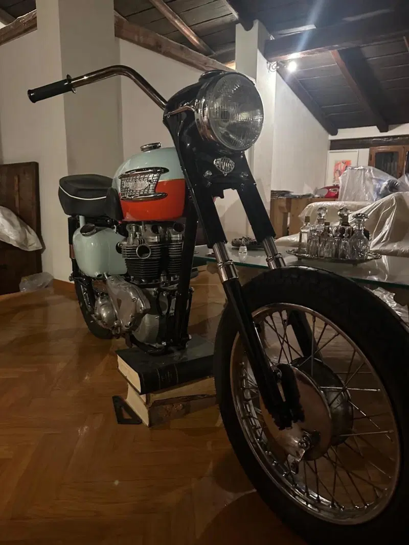Triumph Bonneville T120 (5)