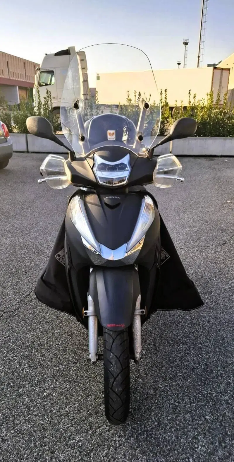 Honda SH 300 i ABS (2016 - 20) (2)