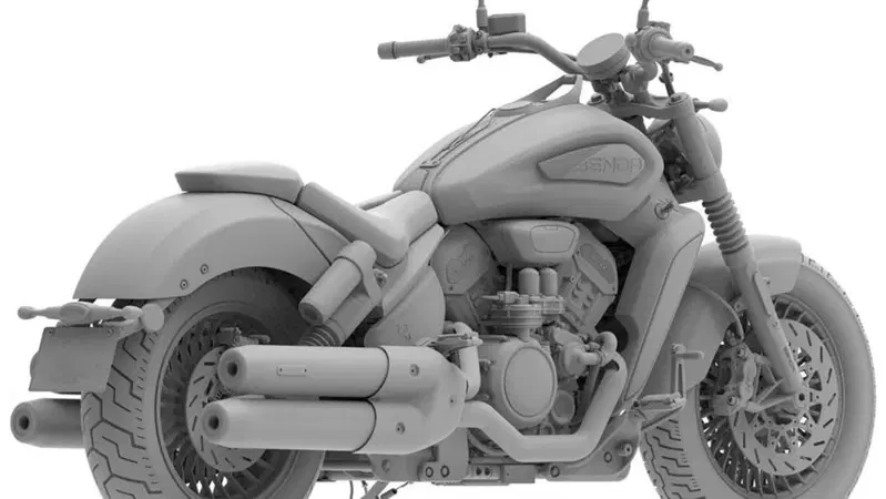 Benda al lavoro su una cruiser V4 con cambio automatico simile all'E-Clutch di Honda 