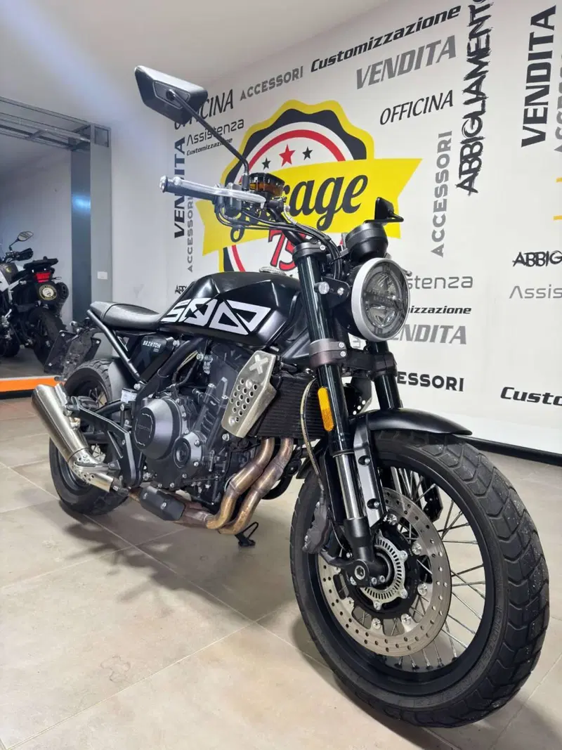 Brixton Motorcycles Crossfire 500 X (2021 - 26) (2)