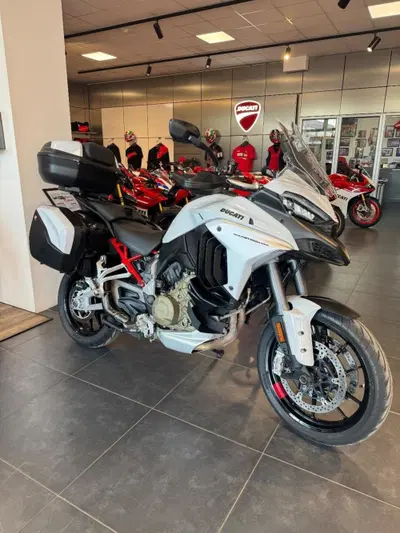 Ducati Multistrada V4 S (2021 - 24) usata