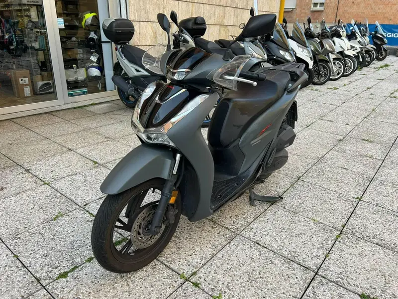 Honda SH 150i (2020 - 23) (2)