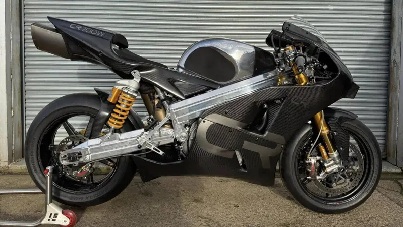 175 mila euro per 220 CV e un motore rotativo: una Crighton CR700W &egrave; in vendita [GALLERY]