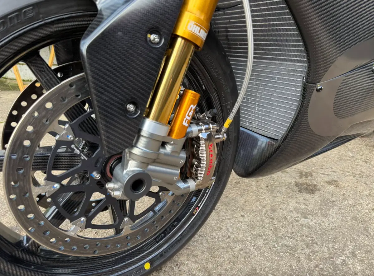 175 mila euro per 220 CV e un motore rotativo: una Crighton CR700W è in vendita [GALLERY] (6)