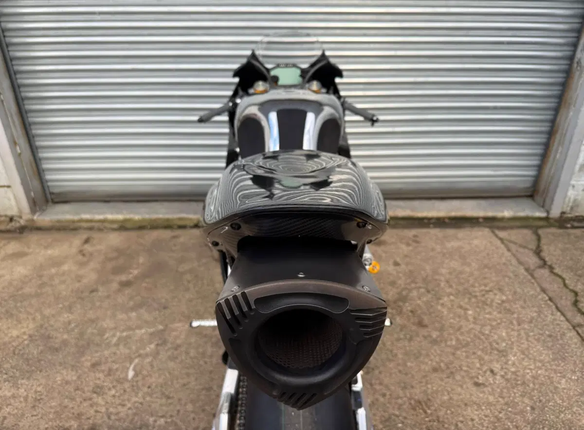 175 mila euro per 220 CV e un motore rotativo: una Crighton CR700W è in vendita [GALLERY] (8)
