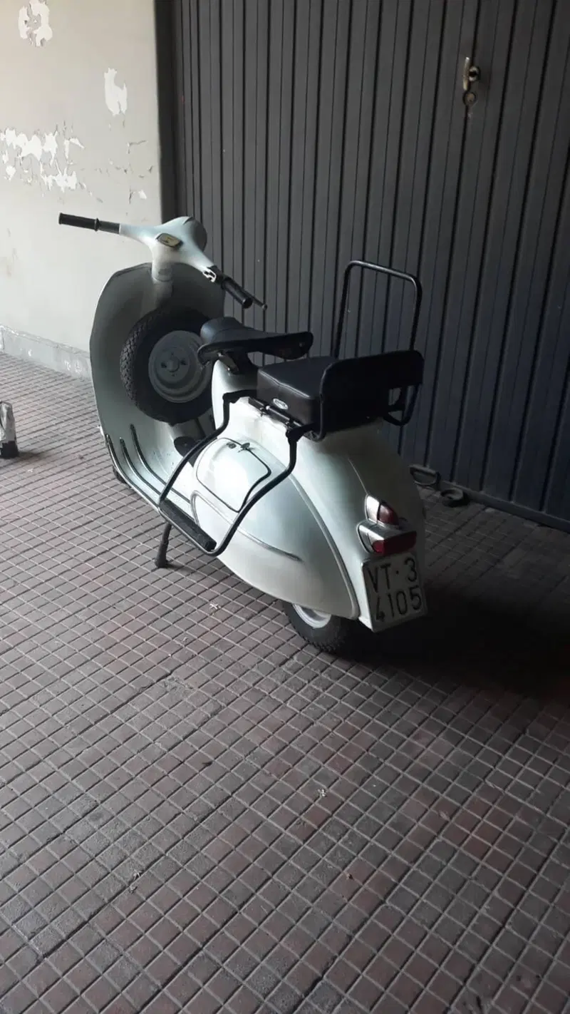Piaggio 125 tre marce (2)