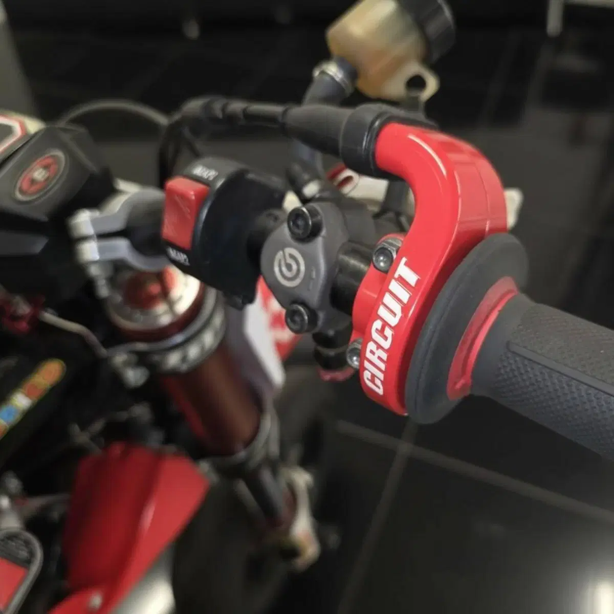 Honda CRF 450R (2009) (9)