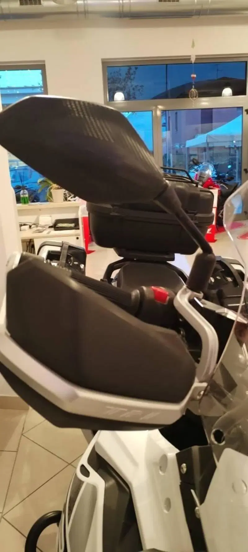 Benelli TRK 502X (2021 - 26) (11)