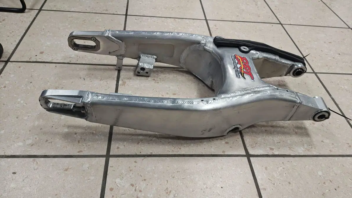 Forcellone scatolato Honda CRF 450 Team BRT