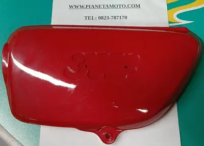83700333010HX COFANETTO LATERALE ROSSO Honda