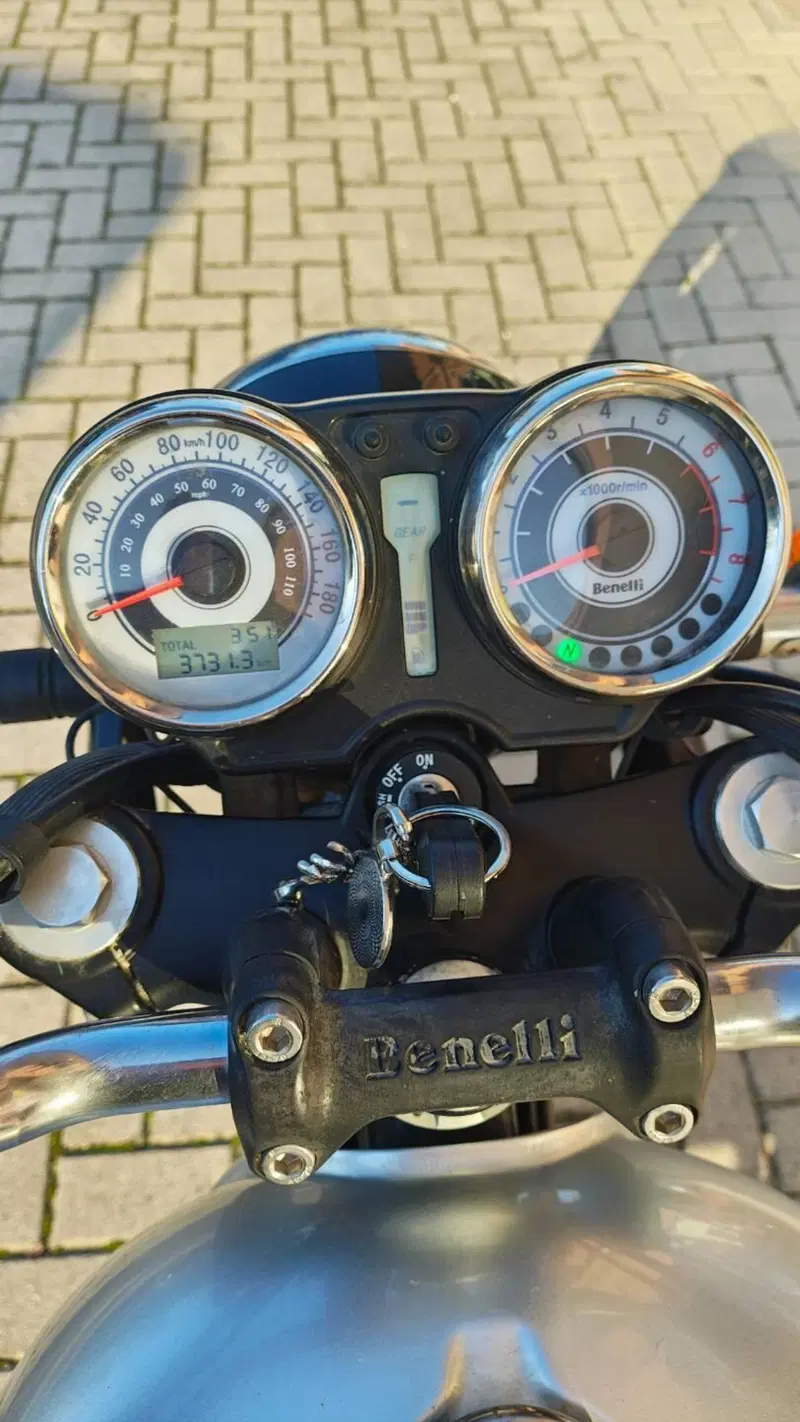 Benelli Imperiale 400 (2021 - 25) (5)