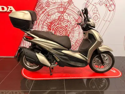 Piaggio Beverly 400 ABS-ASR (2021 - 24) usata