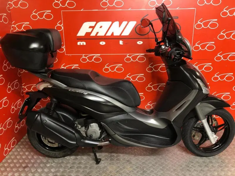 Piaggio Beverly 350 SportTouring ie ABS (2011 - 17)