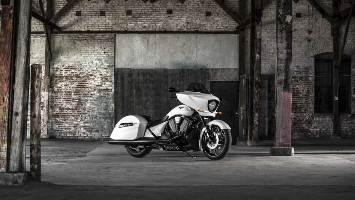 Victory Motorcycles: le novità del 2017 (9)