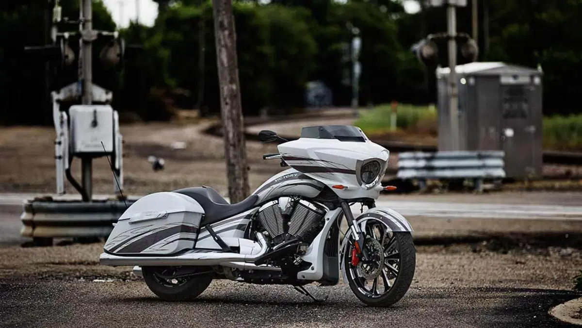 Victory Motorcycles: le novità del 2017 (22)