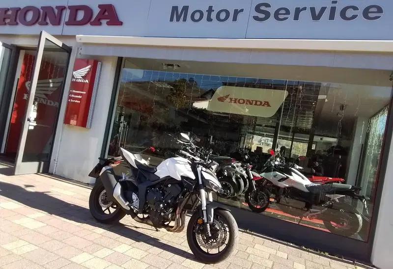 Honda CB 1000 Hornet (2025 - 26) (10)