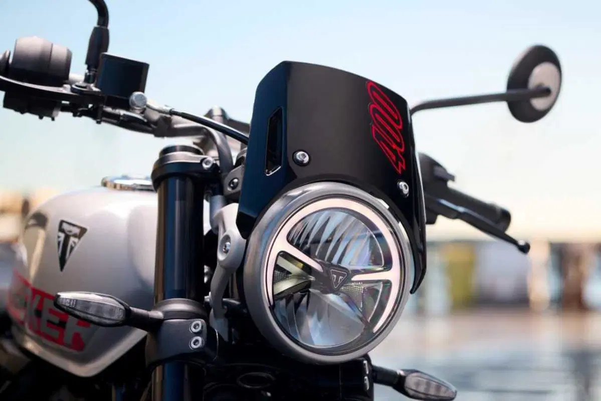Triumph Tracker 400 2026: scheda tecnica e prezzo della nuova monocilindrica Flat Track [GALLERY] (19)