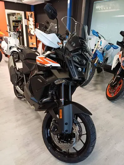 KTM 1390 Super Adventure S (2026) nuova