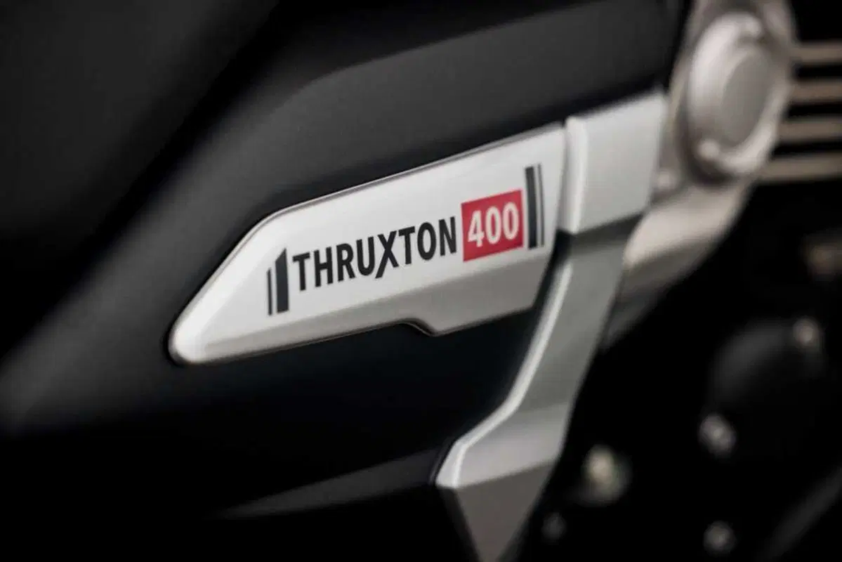 Triumph Thruxton 400 2026: il mito café racer rinasce. Prezzo e scheda tecnica [GALLERY] (26)