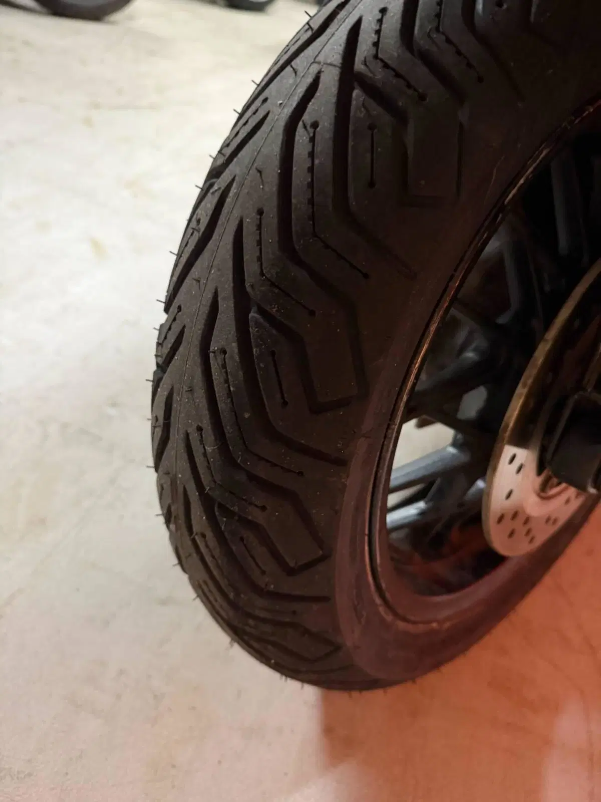 Honda ADV 350 (2022 - 24) (8)