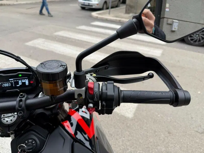 Ducati Hypermotard 698 Mono RVE (2024 - 26) (10)