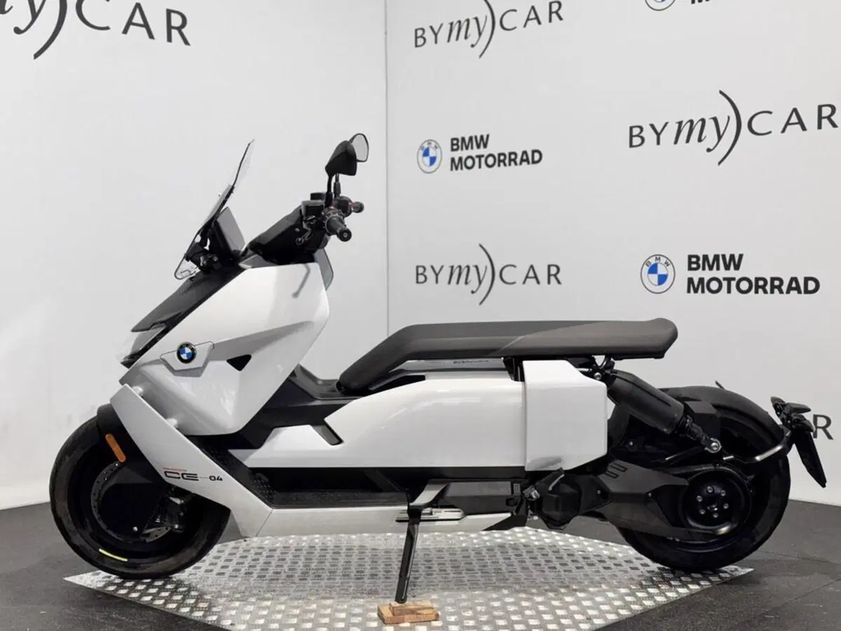 Bmw CE 04 (2021 - 25) (2)