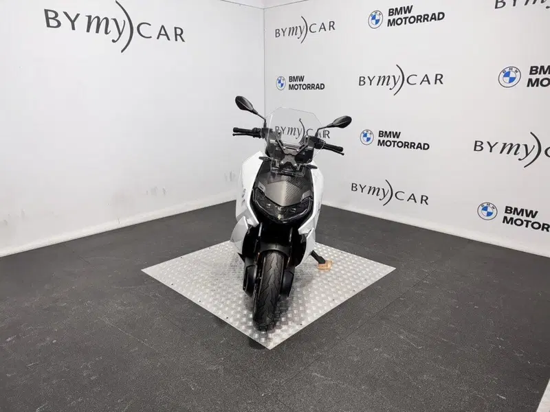 Bmw CE 04 (2021 - 25) (4)