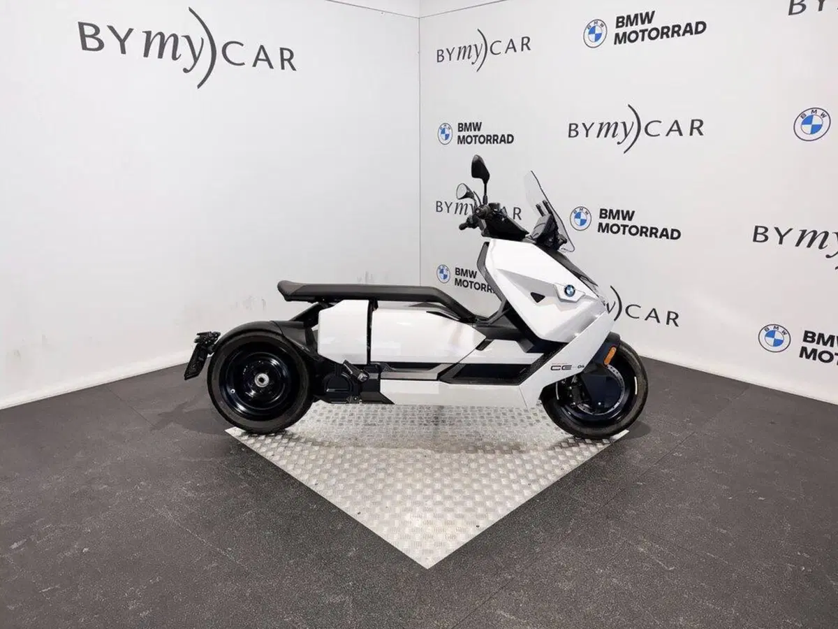 Bmw CE 04 (2021 - 25) (7)