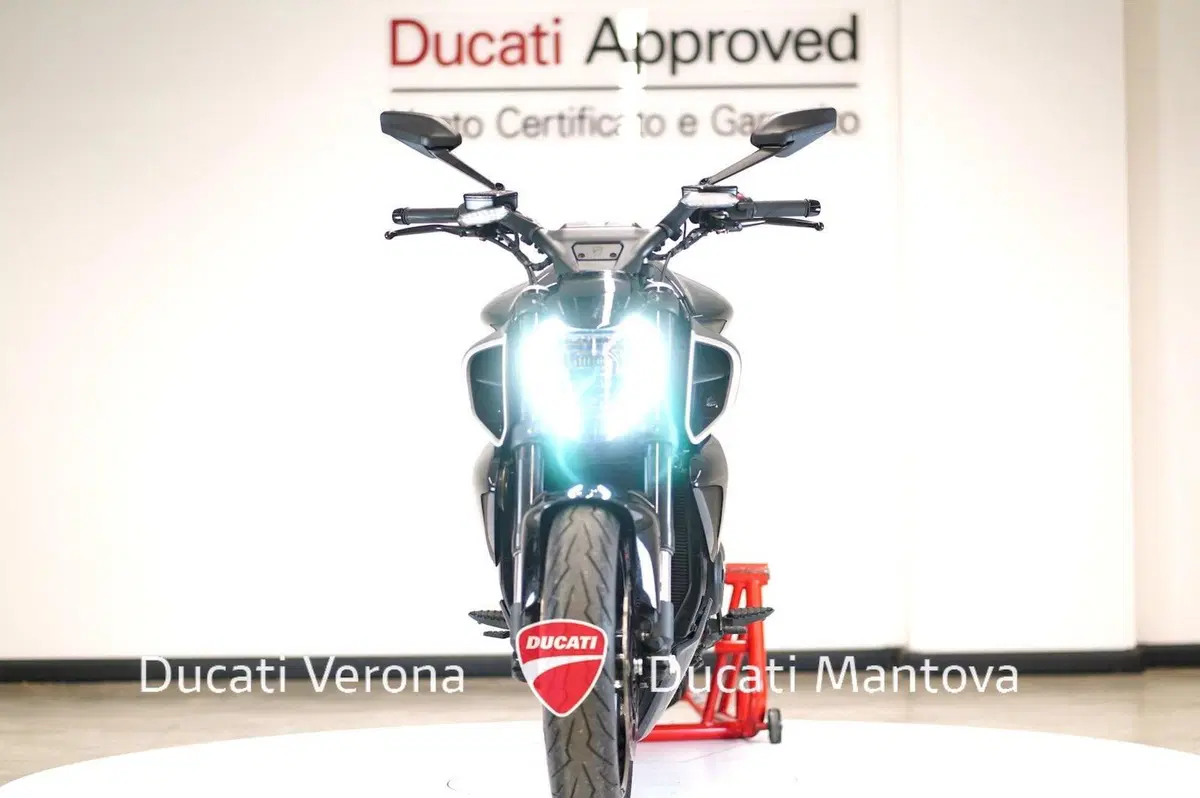 Ducati Diavel V4 (2023 - 26) (3)