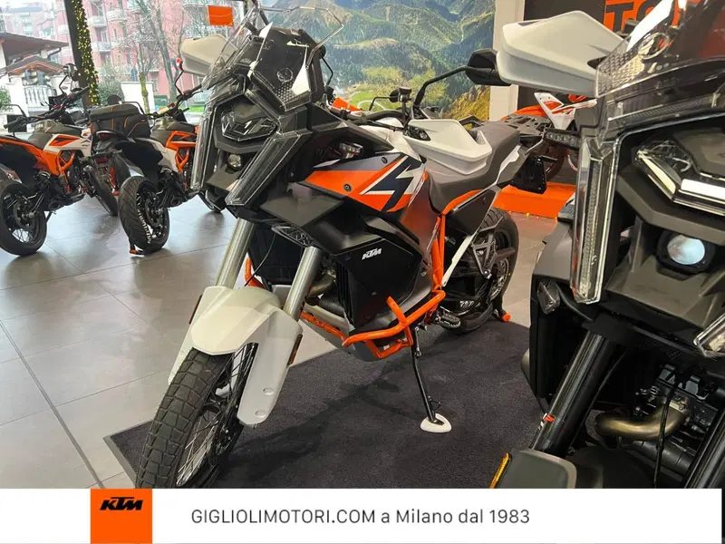KTM 1390 Super Adventure R (2026) (4)